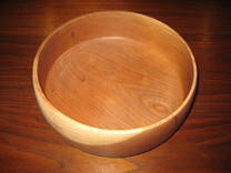 Bowl_by_Ernie_Kraybill._Photograph_by_Robert_Rich